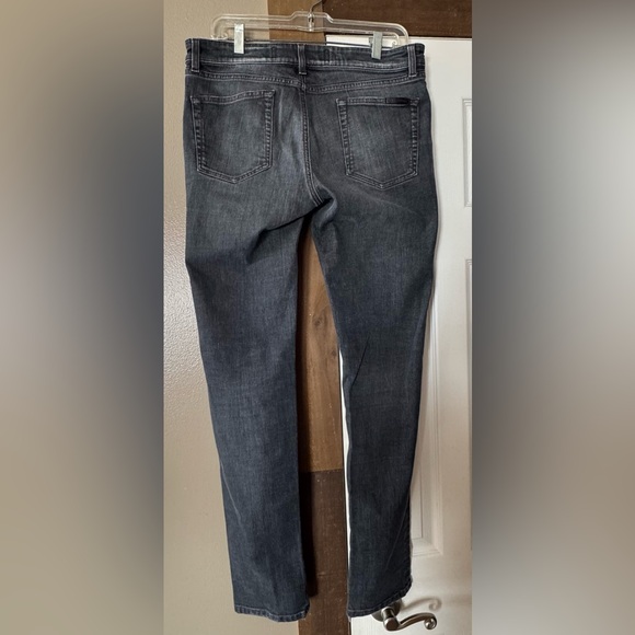Dolce & Gabbana Gray Denim Jeans with Contrast Stitching - Picture 2 of 11